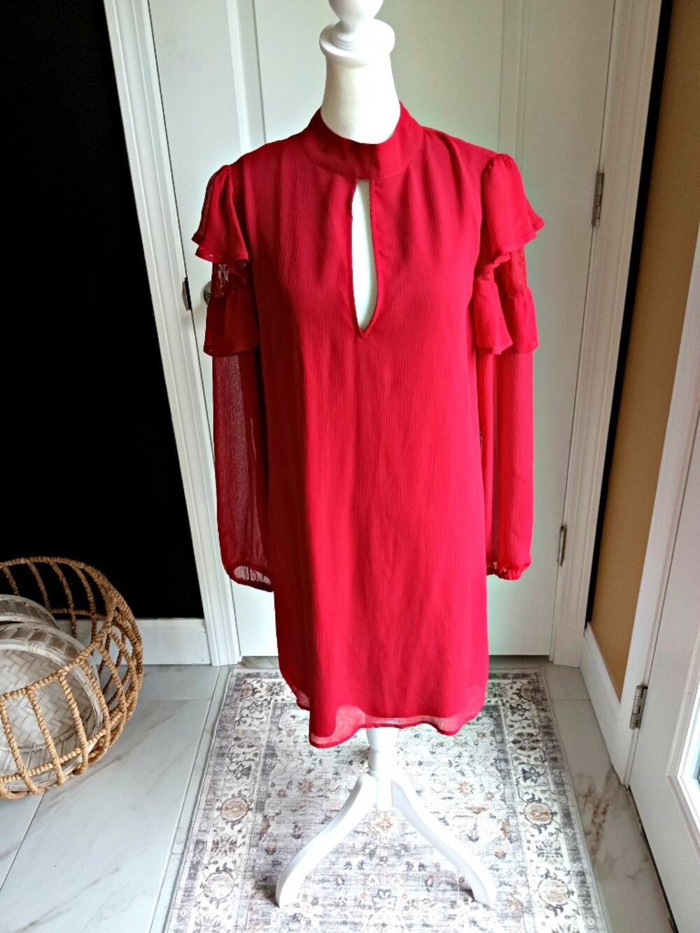 NEW! EXPRESS SOFT RED SHEER SLEEVE DRESS SZ M